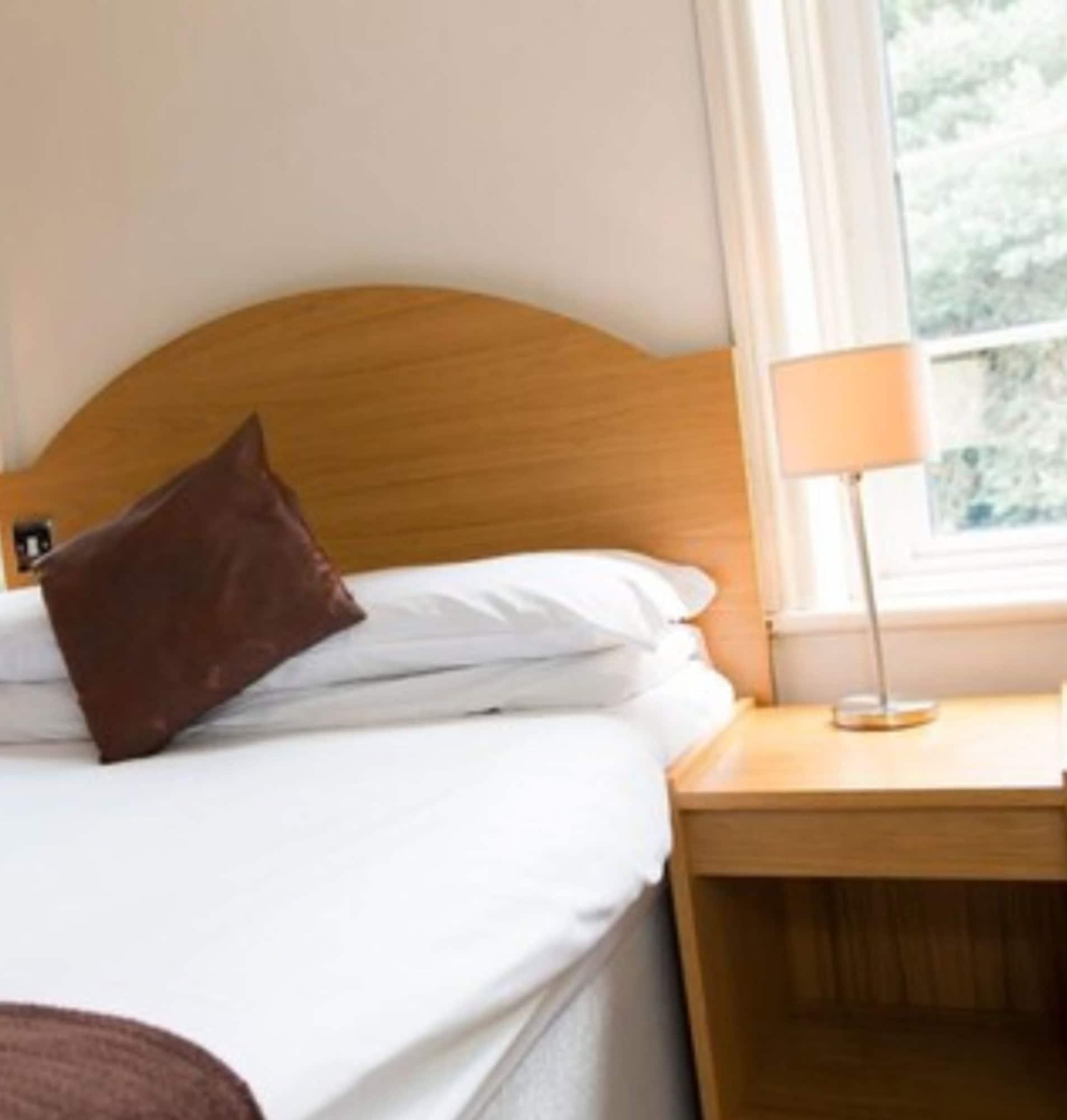 Avon Causeway Hotel Κράισττσερτς Εξωτερικό φωτογραφία