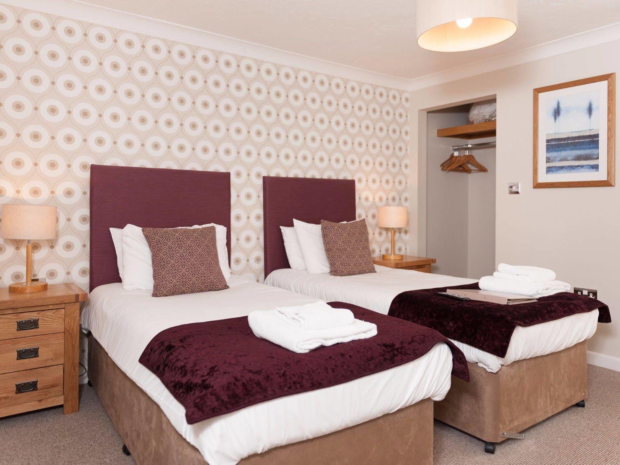 Avon Causeway Hotel Κράισττσερτς Εξωτερικό φωτογραφία